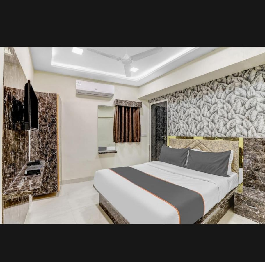 Hotel Bhavya Residency Ahmedabad Buitenkant foto