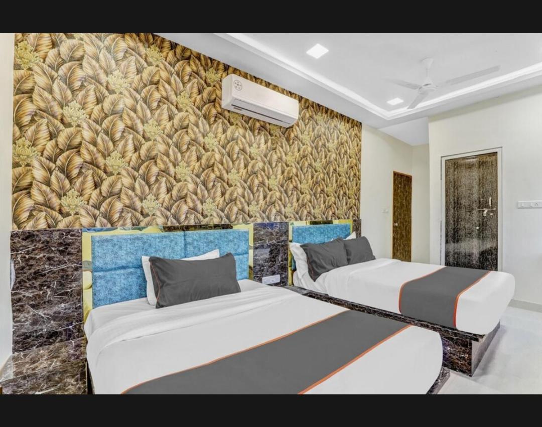 Hotel Bhavya Residency Ahmedabad Buitenkant foto