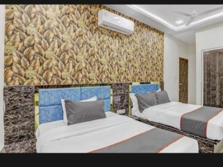 Hotel Bhavya Residency Ahmedabad Kamer foto